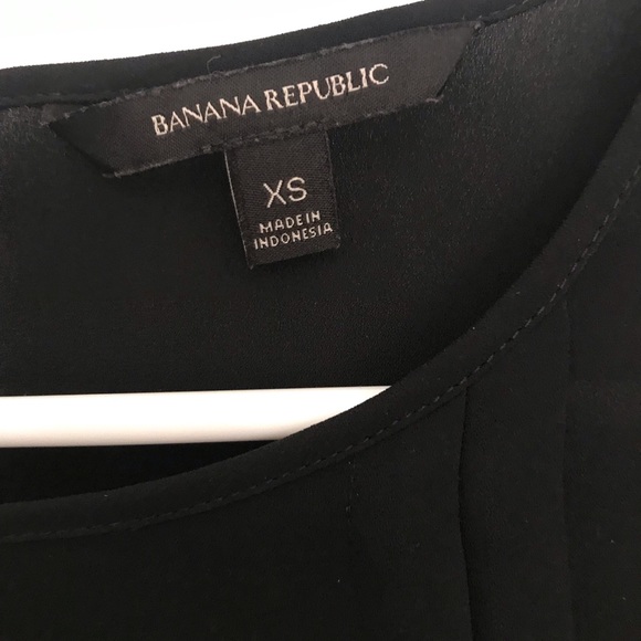 Banana Republic long sleeved flare top - Picture 3 of 5